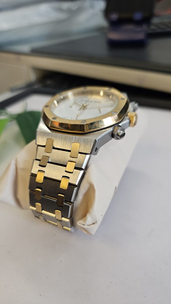 AUDEMARS PIGUET CHRONOGRAPH - Image 2