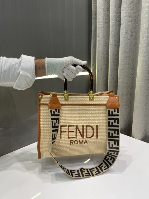 FENDI TOTEBAG